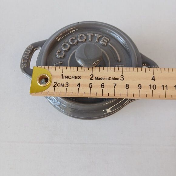 STAUB Mini La Cocotte Gray Ceramic Casserole Dish w/Lid 8 oz - Picture 6 of 7